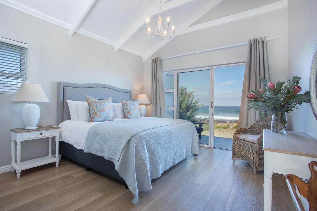 Seapearl Oceanfront Villa And Cottage Hermanus Esterno foto