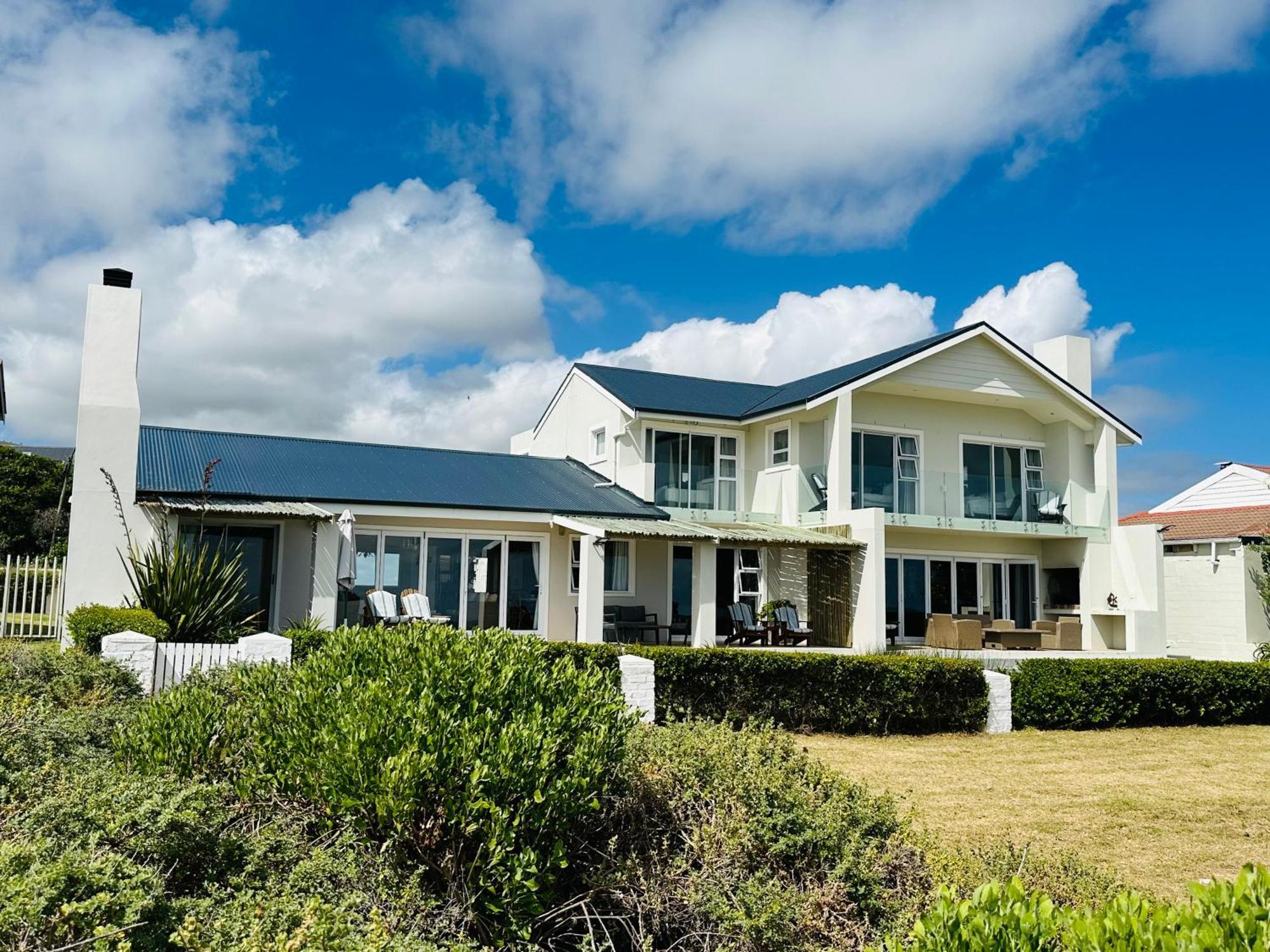 Seapearl Oceanfront Villa And Cottage Hermanus Esterno foto