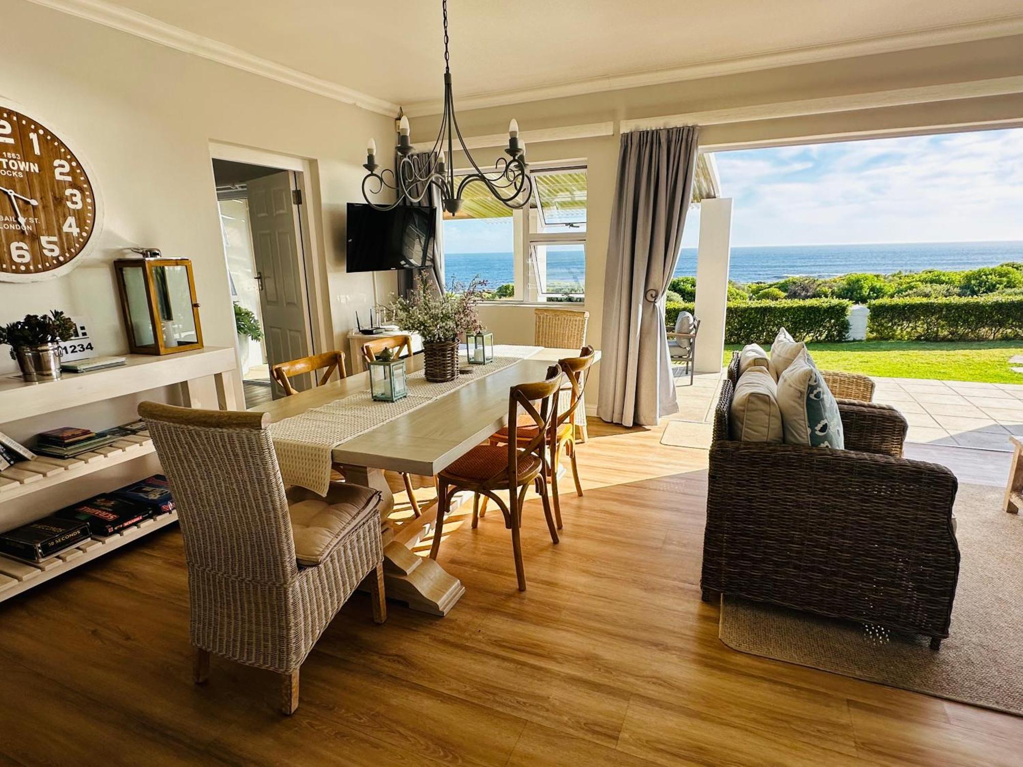 Seapearl Oceanfront Villa And Cottage Hermanus Esterno foto