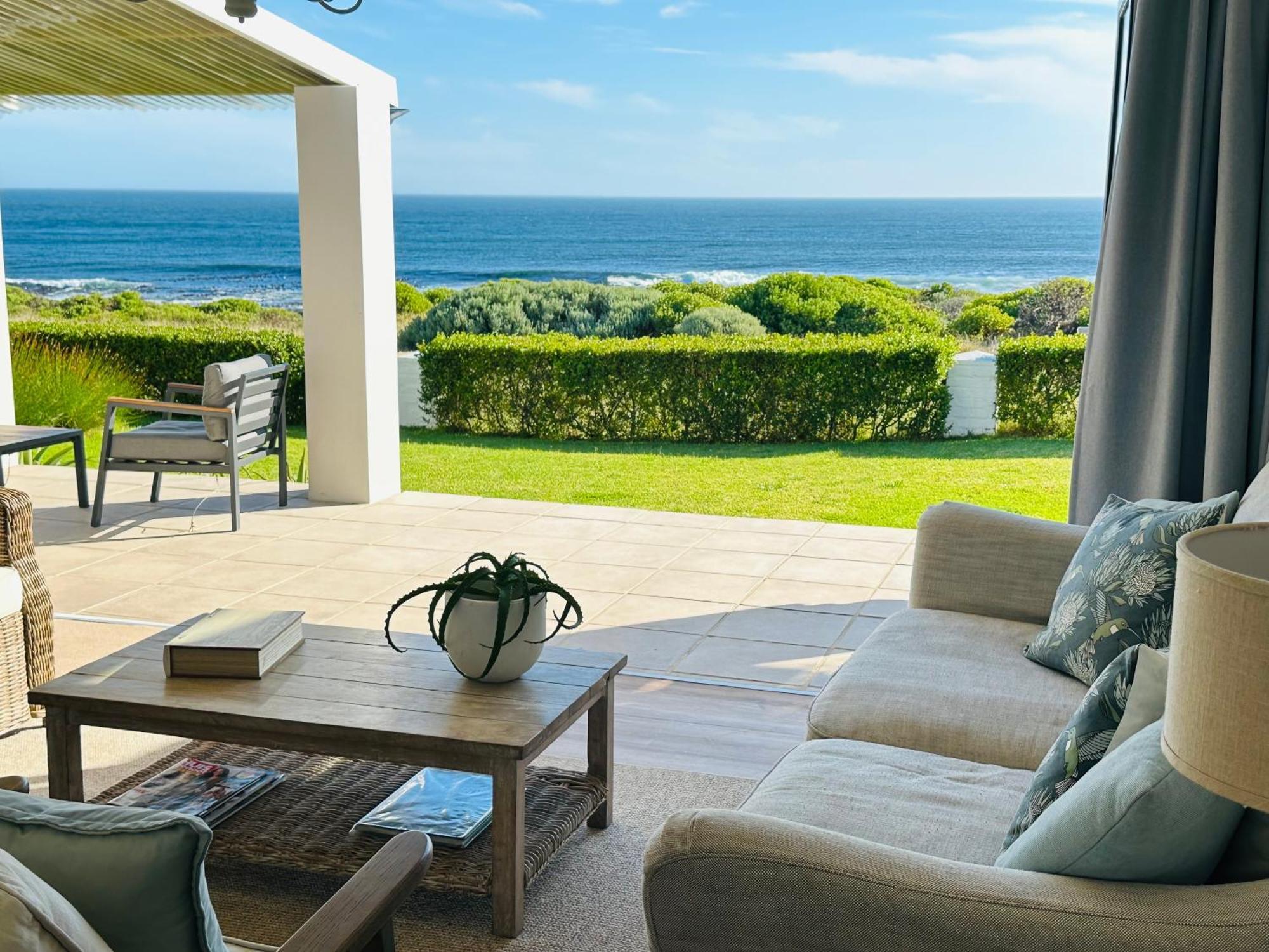 Seapearl Oceanfront Villa And Cottage Hermanus Esterno foto