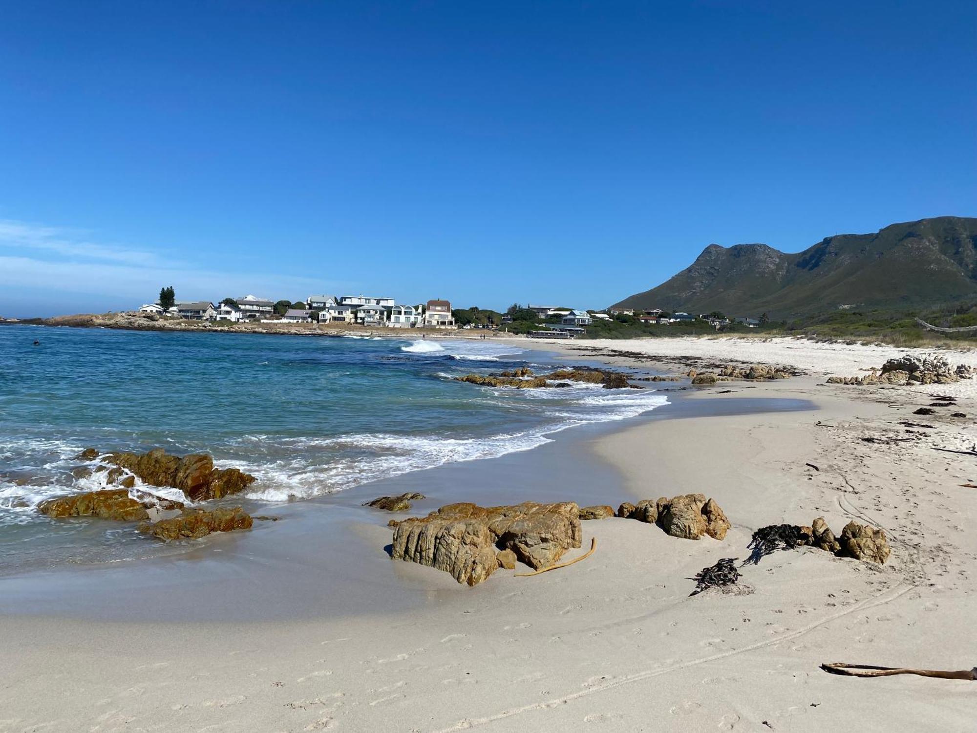 Seapearl Oceanfront Villa And Cottage Hermanus Esterno foto