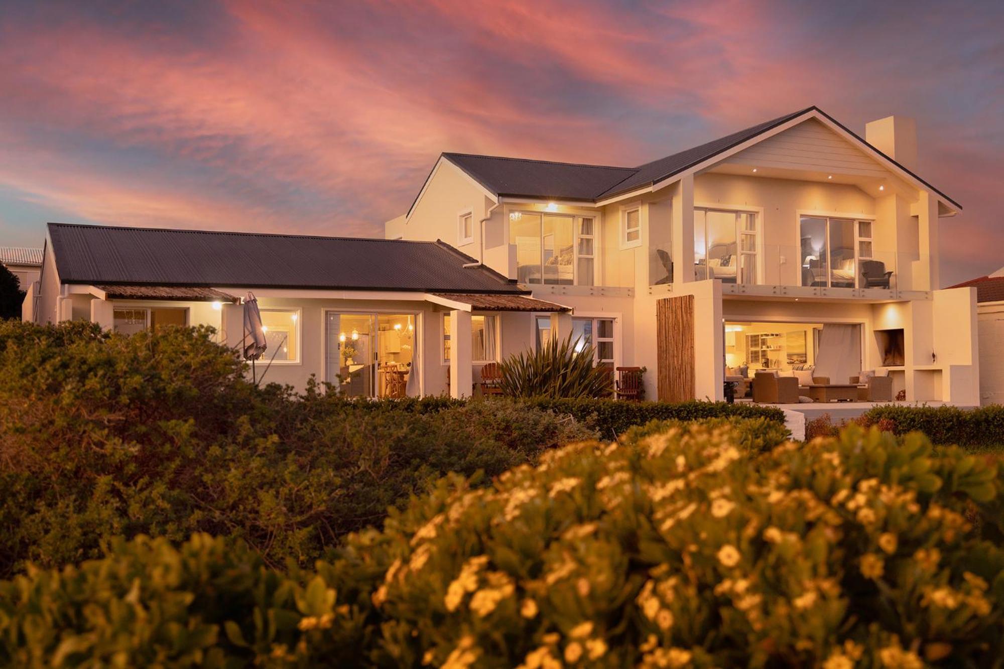 Seapearl Oceanfront Villa And Cottage Hermanus Esterno foto