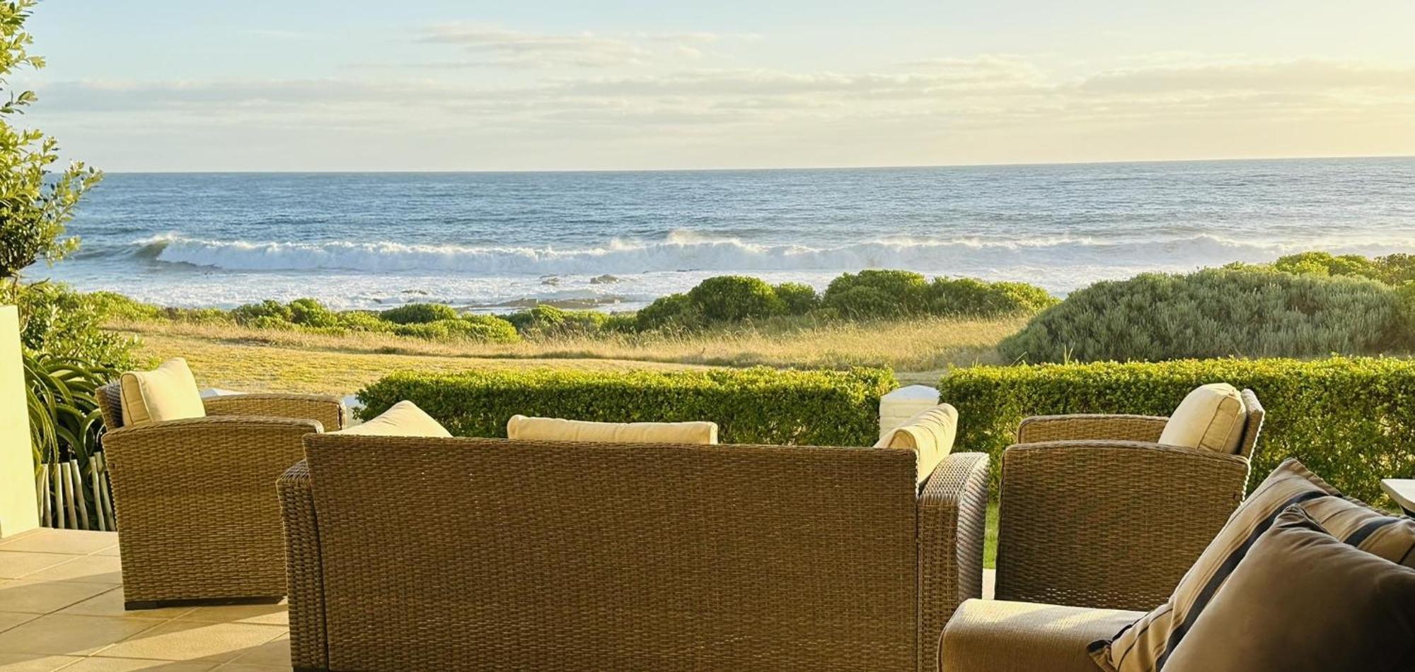 Seapearl Oceanfront Villa And Cottage Hermanus Esterno foto